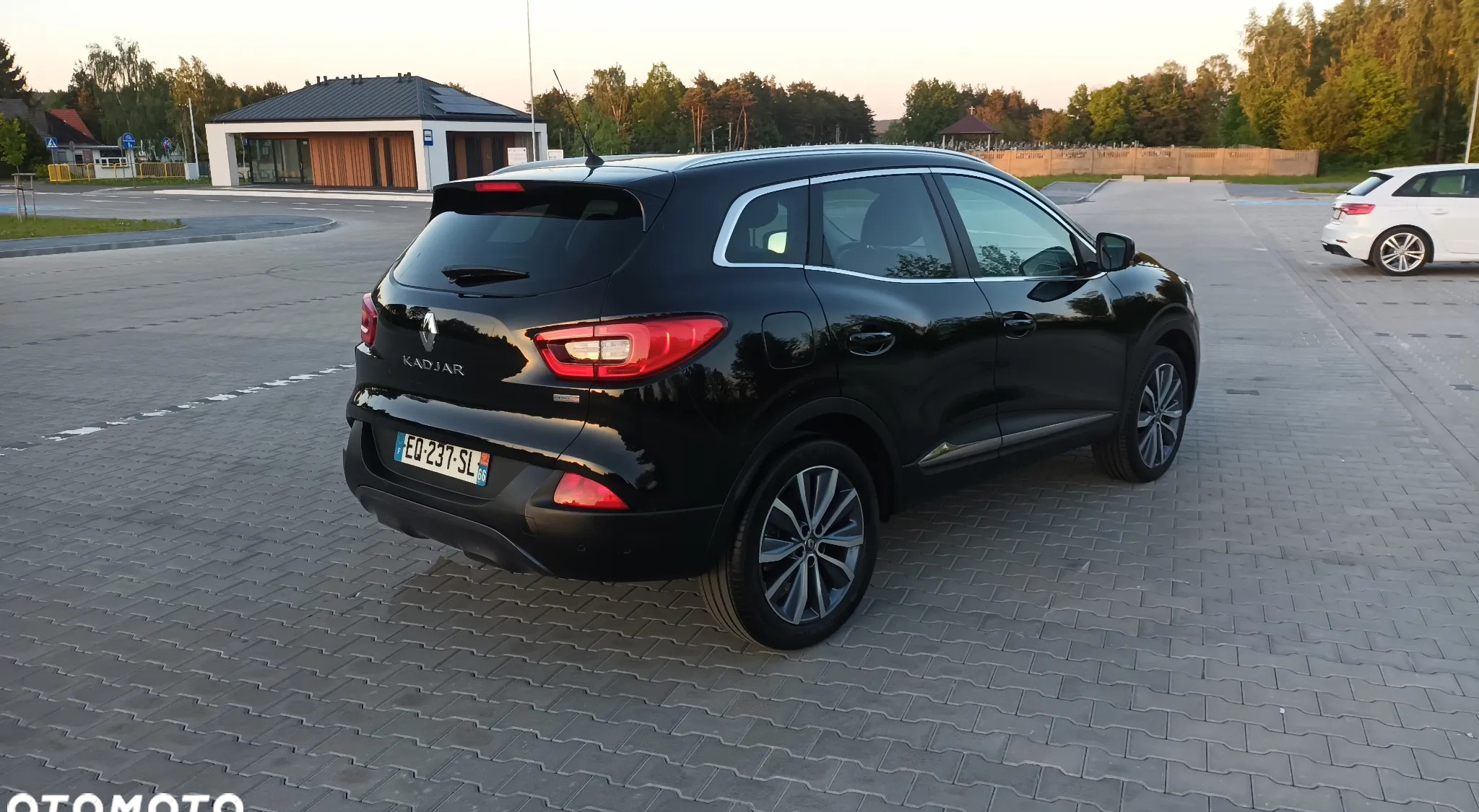 Renault Kadjar cena 49800 przebieg: 97693, rok produkcji 2017 z Kielce małe 154